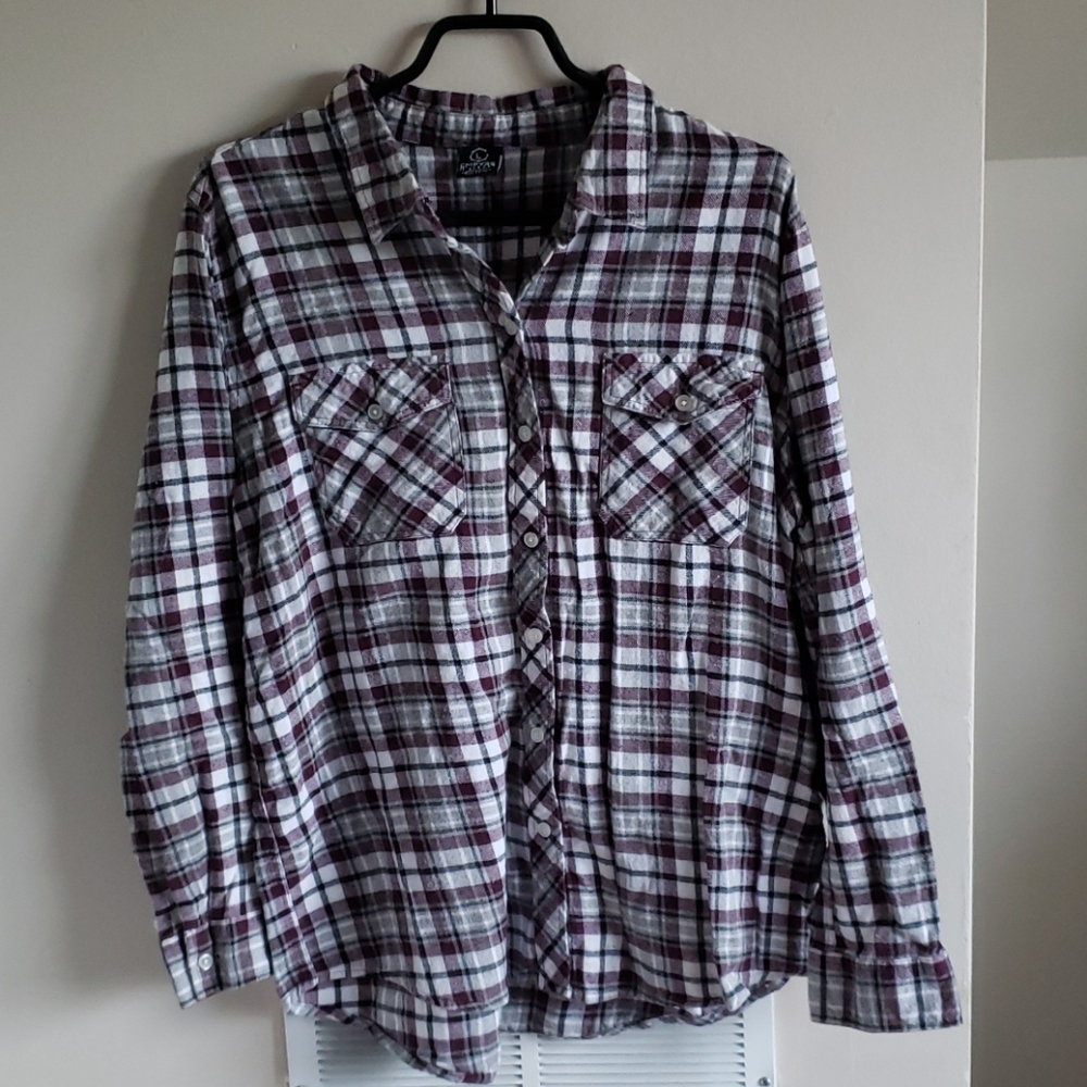 Empyre Plaid Button Down Size L